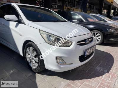 Hyundai Accent Blue 2016 1.6 CRDI Mode Plus