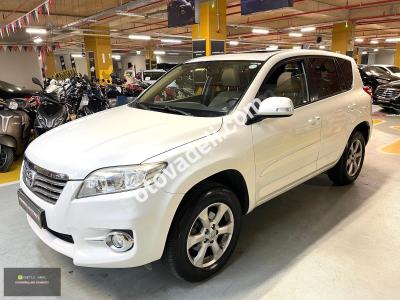 Toyota RAV4 2011 2.0 Multidrive S