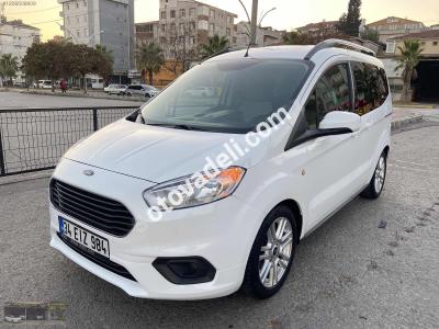 Ford Tourneo Courier 2021 1.5 TDCi Titanium