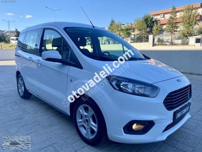 Ford Tourneo Courier 2021 1.5 TDCi Delux