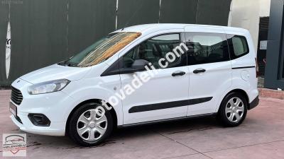 Ford Tourneo Courier 2021 1.5 TDCi Journey Trend