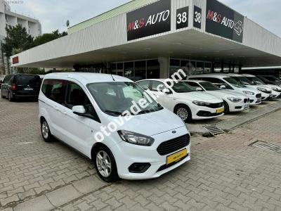 Ford Tourneo Courier 2019 1.5 TDCi Delux