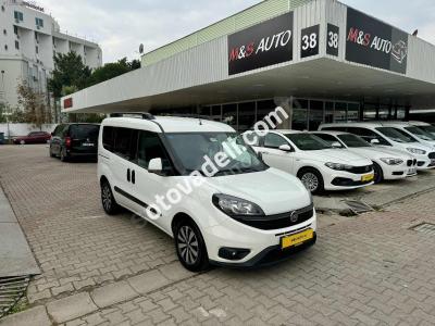 Fiat Doblo Combi 2021 1.6 Multijet Premio Plus