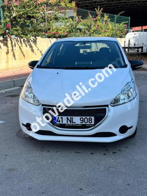 Peugeot 208 2013 1.4 HDi Active