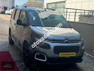 Citroen Berlingo 2022 1.5 BlueHDI Shine