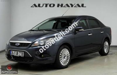 Ford Focus 2010 1.6 Titanium