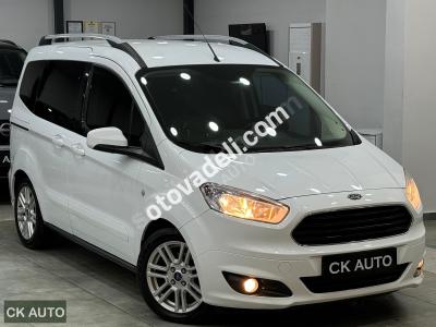 Ford Tourneo Courier 2018 1.5 TDCi Titanium