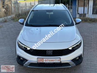 Fiat Egea Cross 2021 1.4 Fire Lounge