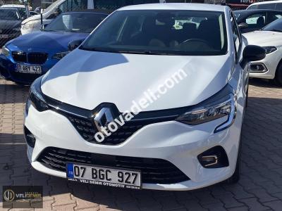 Renault Clio 2023 1.0 TCe Touch