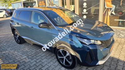 Peugeot 5008 2023 1.5 BlueHDI Allure