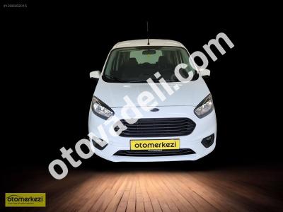 Ford Tourneo Courier 2023 1.5 TDCi Delux