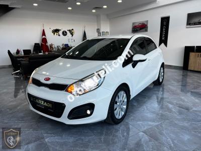 Kia Rio 2013 1.4 CRDi Fancy