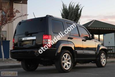 Jeep Cherokee 2010 2.8 CRD Limited