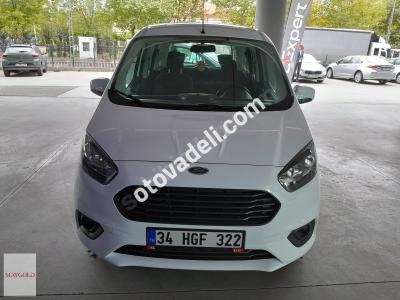 Ford Tourneo Courier 2023 1.5 TDCi Delux