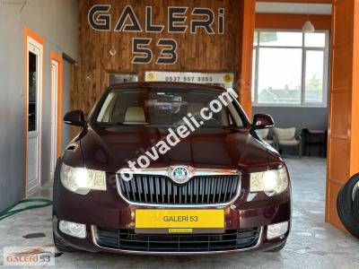 Skoda Superb 2011 1.6 TDI Elegance