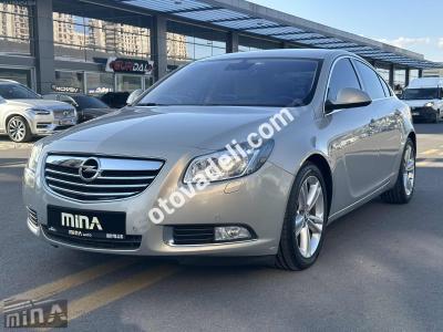 Opel Insignia 2012 1.4 T Edition Elegance