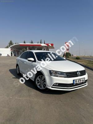 Volkswagen Jetta 2015 1.6 TDI Comfortline