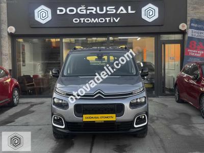 Citroen Berlingo 2022 1.5 BlueHDI Shine