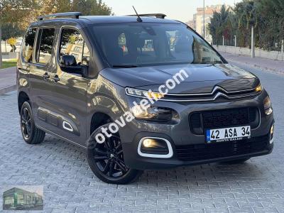 Citroen Berlingo 2023 1.5 BlueHDI Shine Bold