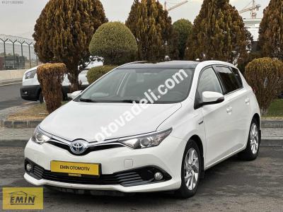 Toyota Auris 2018 1.8 Hybrid Advance Skypack