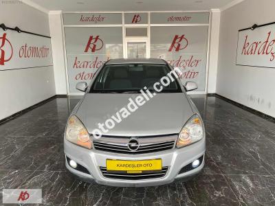 Opel Astra 2011 1.3 CDTI Enjoy