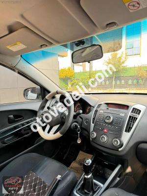 Kia Ceed 2011 1.6 CRDi Motion