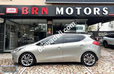 Kia Ceed 2013 1.6 CRDi Premium