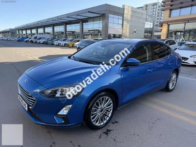 Ford Focus 2021 1.5 EcoBlue Titanium