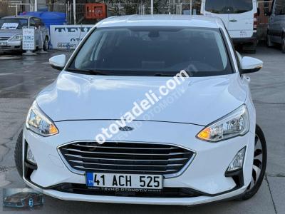 Ford Focus 2019 1.5 EcoBlue Titanium