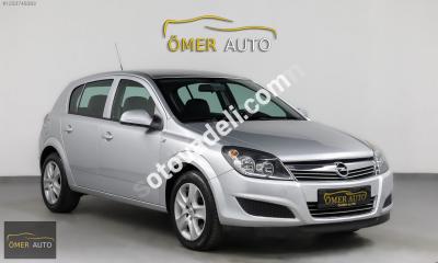 Opel Astra 2012 1.6 Essentia